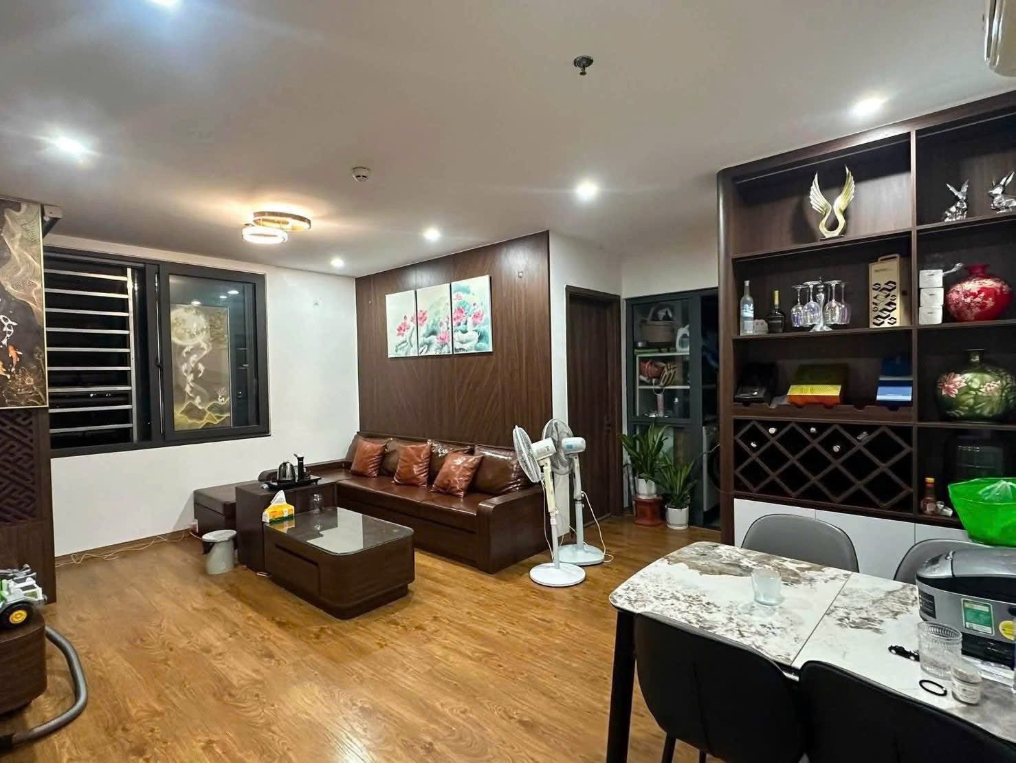 Bán chung cư Bạch Đằng Lake View, KDC Trần Hưng Đạo, TP HD, 67m2, 2 ngủ, 2 vs, 1.7x tỷ 16005189