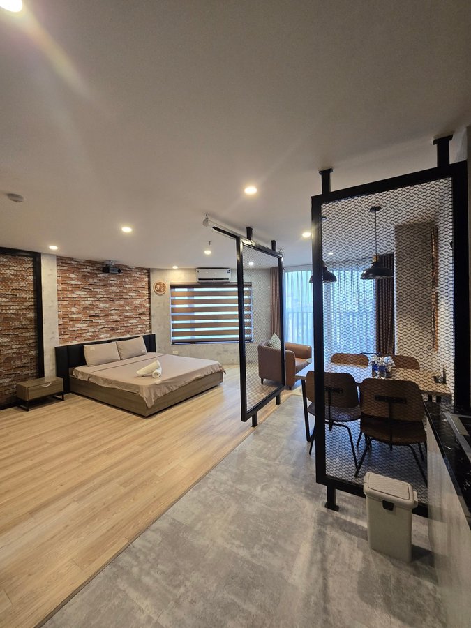 Bán Nhà Mặt Phố Hồ Giám. Đống Đa. Thang Máy. Ô Tô. Vỉa Hè. DT 90m2. MT 6m. Giá 38.8 Tỷ. 16005200