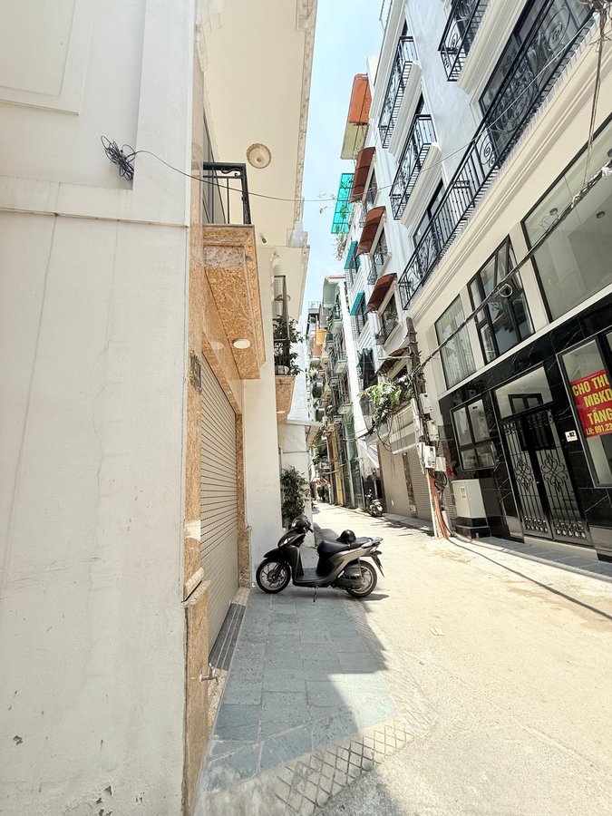 Bán Nhà Thịnh Hào 1. Đống Đa. 8 Tầng Thang Máy. Lô Góc. Ô Tô. DT 48m2. MT 4m. Giá 21.5 Tỷ. 16005216