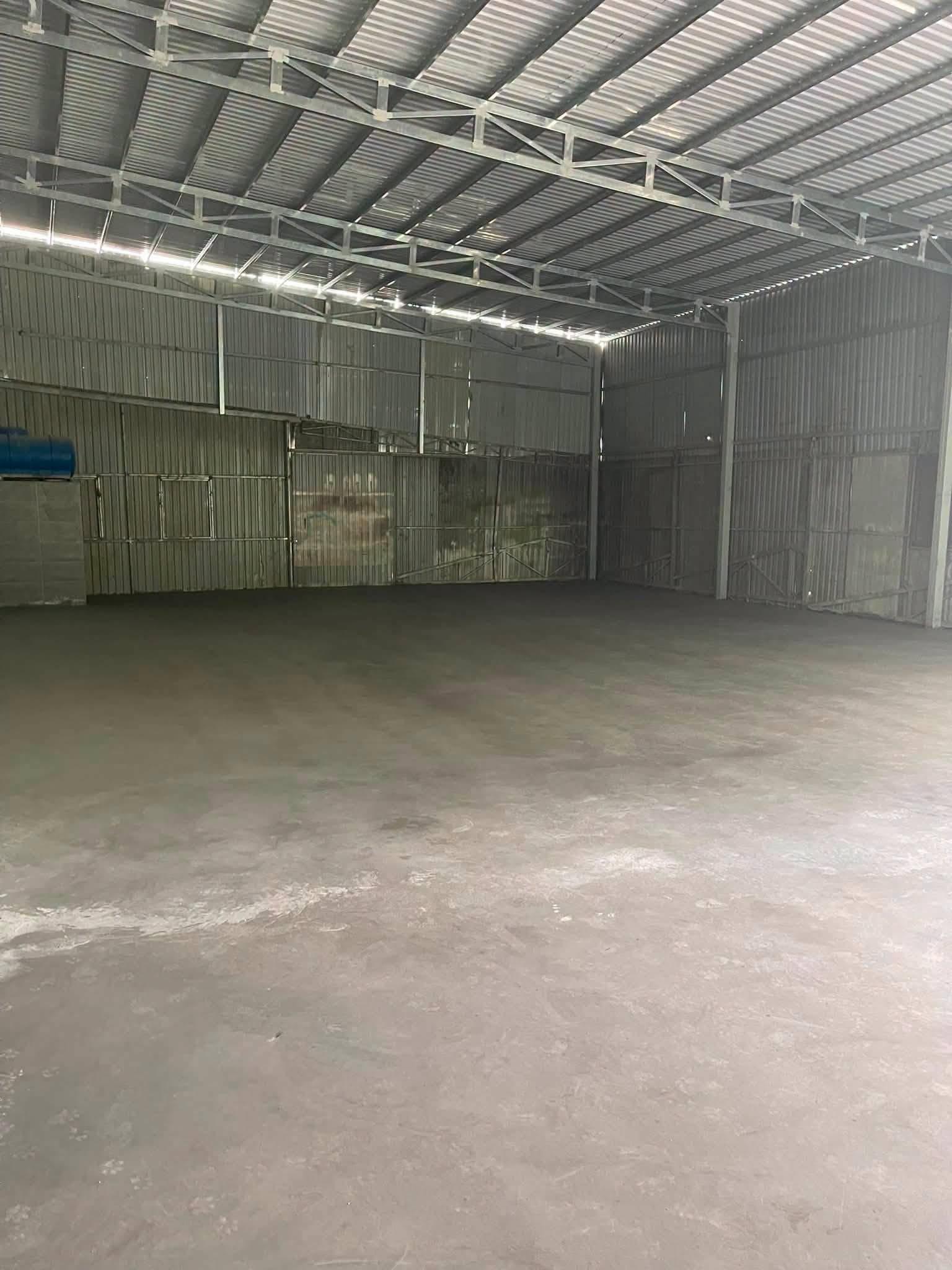 CHO THUÊ LÀM KHO XƯỞNG..GẦN NGÃ 3 HỒNG CHÂU..HÓC MÔN 430M2 GIÁ 25K 16005228
