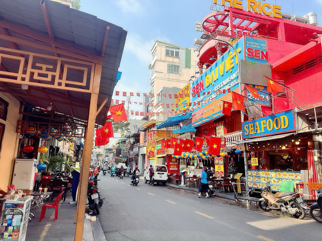 BÁN NHÀ 2 TẦNG MT HẺM Đ.BÙI VIỆN, PHẠM NGŨ LÃO, QUẬN 1 - DT 64M2 FULL THỔ CƯ - CÁCH 30M NHÌN RA MT 16005253