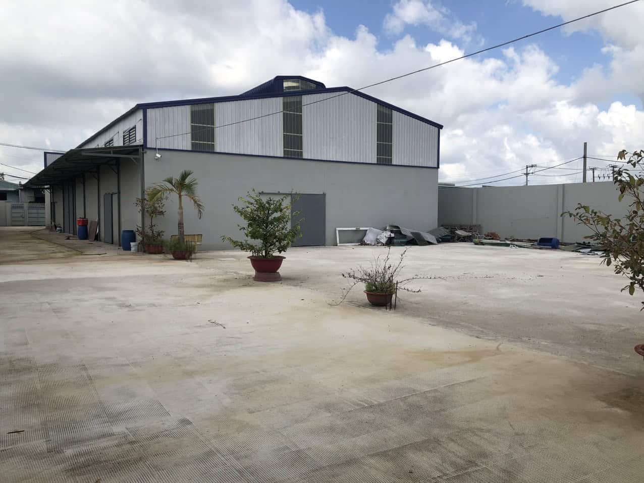 CHO THUÊ NHÀ KHO 800M2 ĐƯỜNG TÔN ĐẢN, SẴN ĐIỆN NƯỚC, GIÁ 50K 16005257