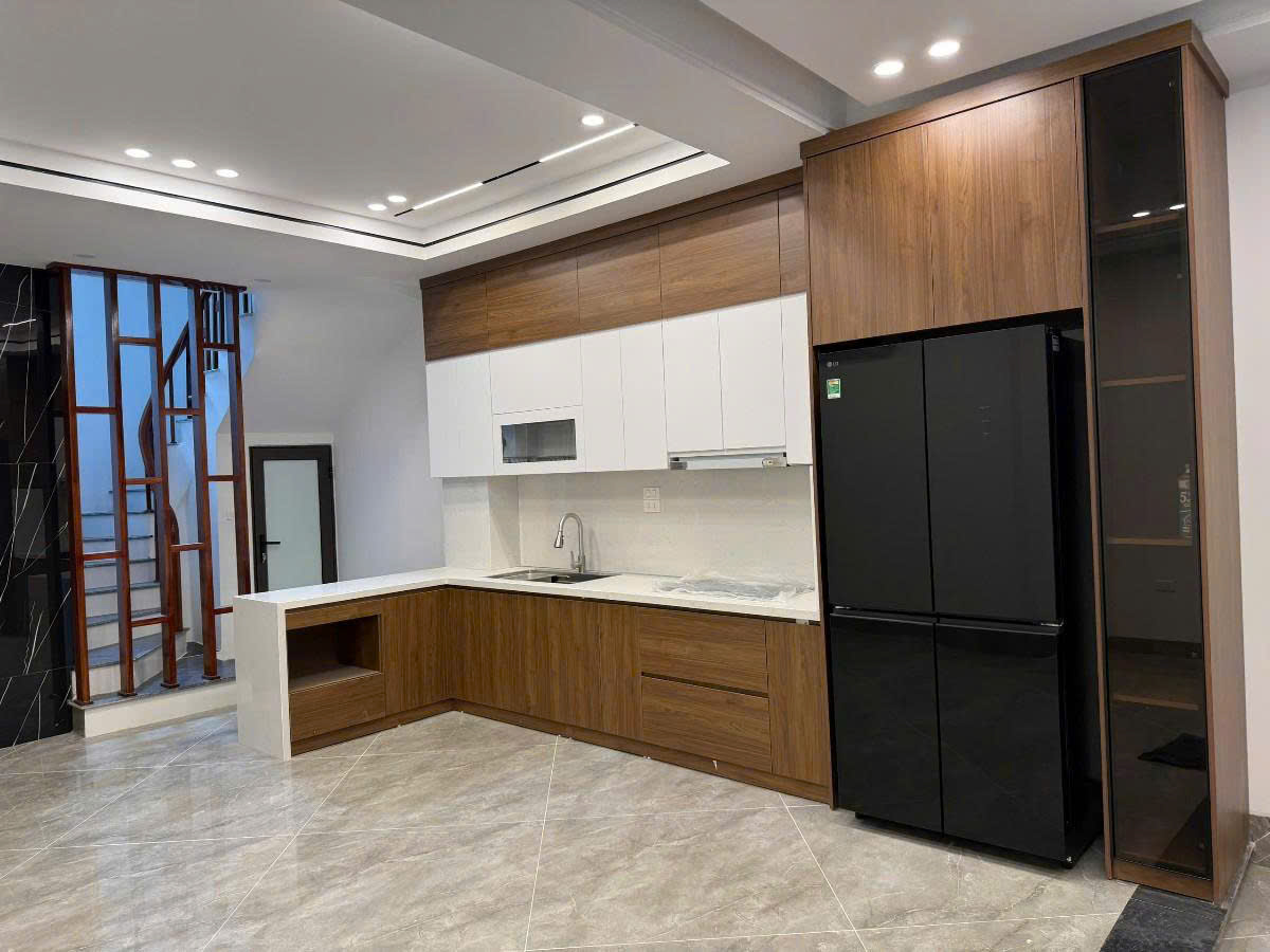 Bán nhà Đàm Quang Trung 51m 6 tầng MT4.5m thang máy nhỉnh 10 tỷ 16005263