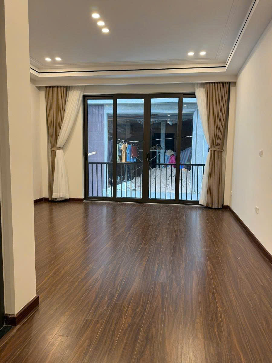 Bán nhà Đàm Quang Trung 51m 6 tầng MT4.5m thang máy nhỉnh 10 tỷ 16005263