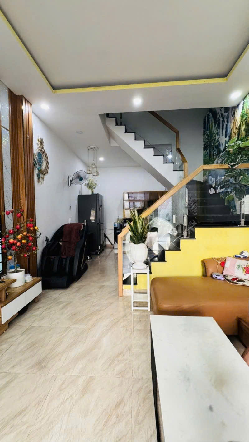 MẶT TIỀN HẺM XE TẢI GIÁP GÒ XOÀI NHÀ MỚI ĐẸP 4 TẦNG ĐÚC 41M2 4PN CHỈ 5.2 TỶ
 16005285