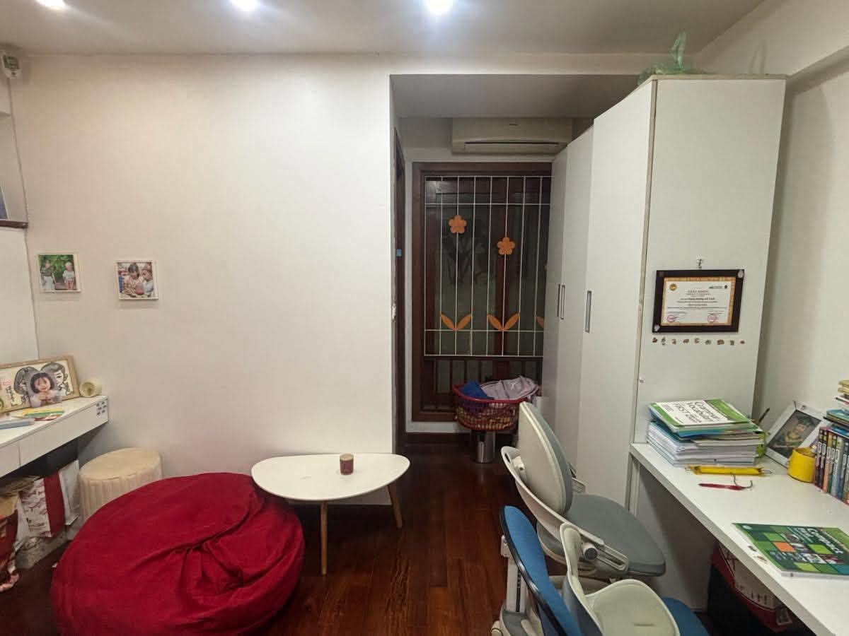 Bán nhà phố Nguyễn Đình Chiểu, 80m2, 4 tầng, mặt tiền 5.5m, 46.5 tỉ, ô tô ngủ trong nhà 16005290