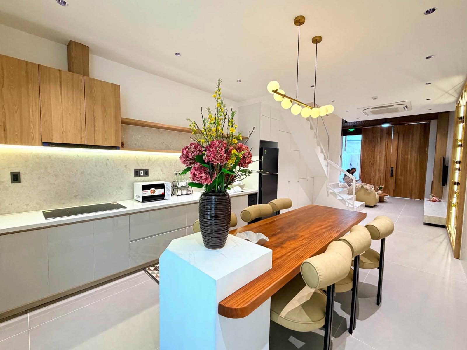 🔴💥HOMESTAY ĐẸP CHO ÁNH SÁNG VÀ GIÓ NGAY ĐẦU CẦU RỒNG VÀ SÁT BÃI TẮM MỸ KHÊ 16005313