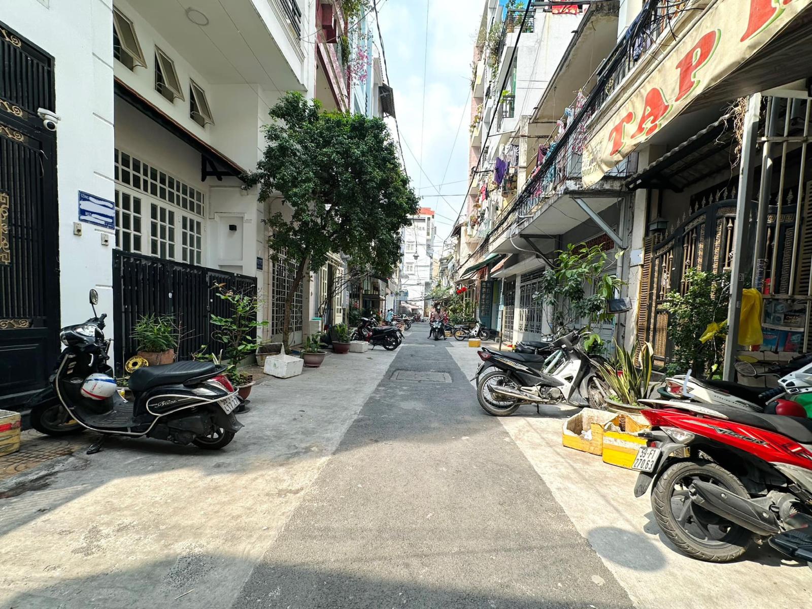 27 TỶ, CCMN CẦU DIỄN 150M2X7 TẦNG, 42 PKK, MẶT TIỀN 16M, 190 TRIỆU/THÁNG, Ô TÔ 16005344