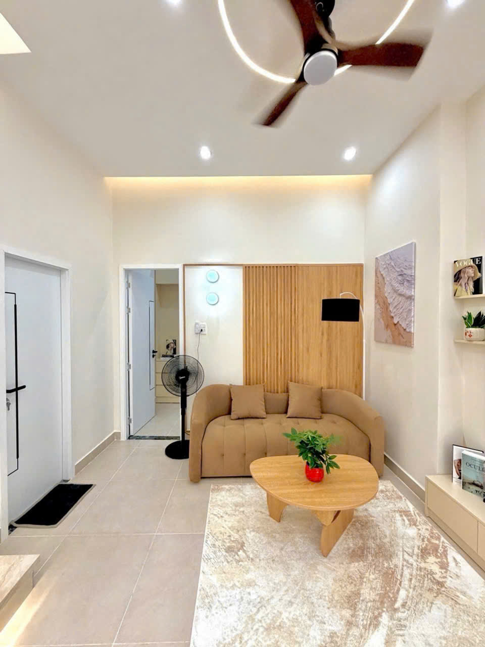 Nhà ngang hơn 8m - 3PN có phòng trệt cho người già - Xe hơi đỗ cửa - Bàu Cát - Hơn 6 tỷ 16005345