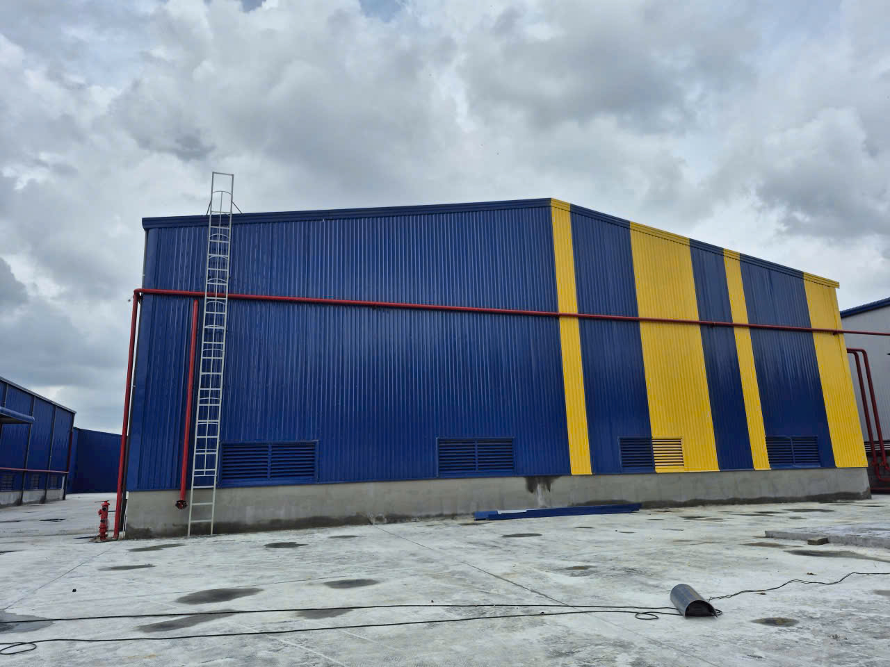 cho thuê nhà xưởng sản xuất kinh doanh XNK, khung thép kiên cố , bàn giao SX liền 16005351