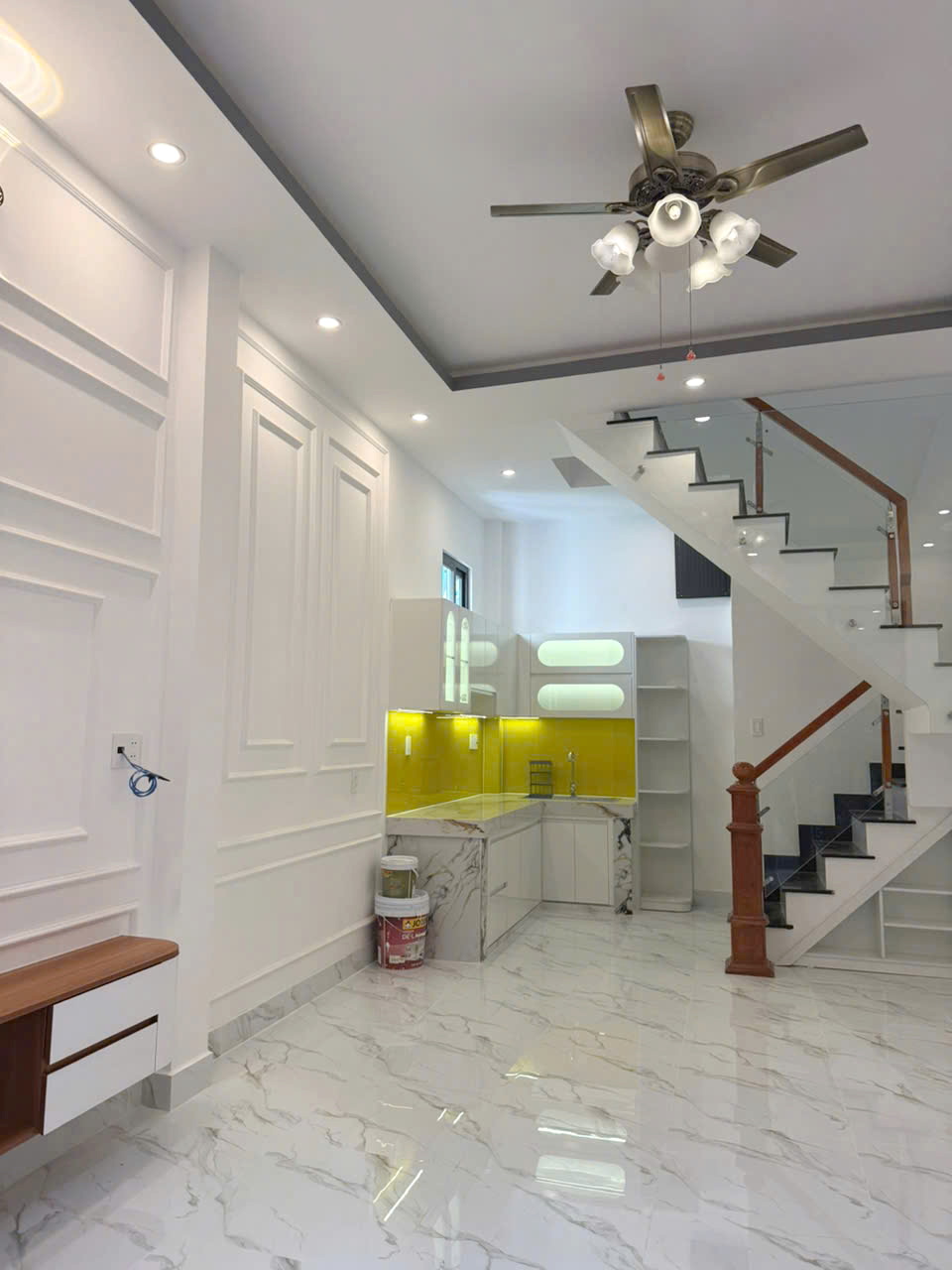 Nhà mới 2 mặt hẻm Làng Ốc Dương Bá Trạc P1Q8. Giá 5.27 tỷ 16005385