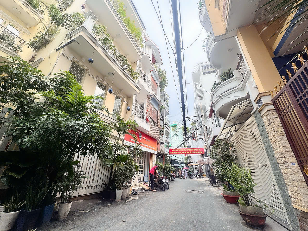 BÁN NHÀ 3 TẦNG XE HƠI ĐẬU NGÀY ĐÊM D.LÊ VĂN SỸ, QUẬN 3 - DT LỚN 111M2 NGANG 4,5M*27M - SẴN DÒNG 16005386