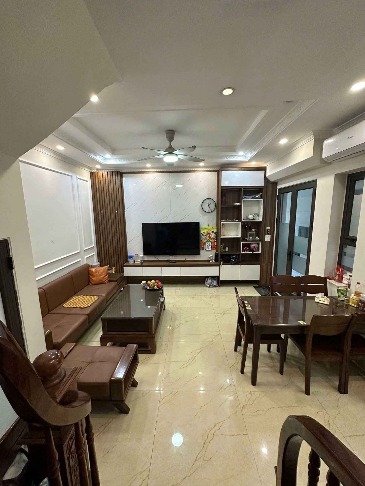Bán nhà đẹp Nguyễn Sơn- Phân Lô- 30m 5 tầng full NT- 7,9 tỷ(TL) 16005415