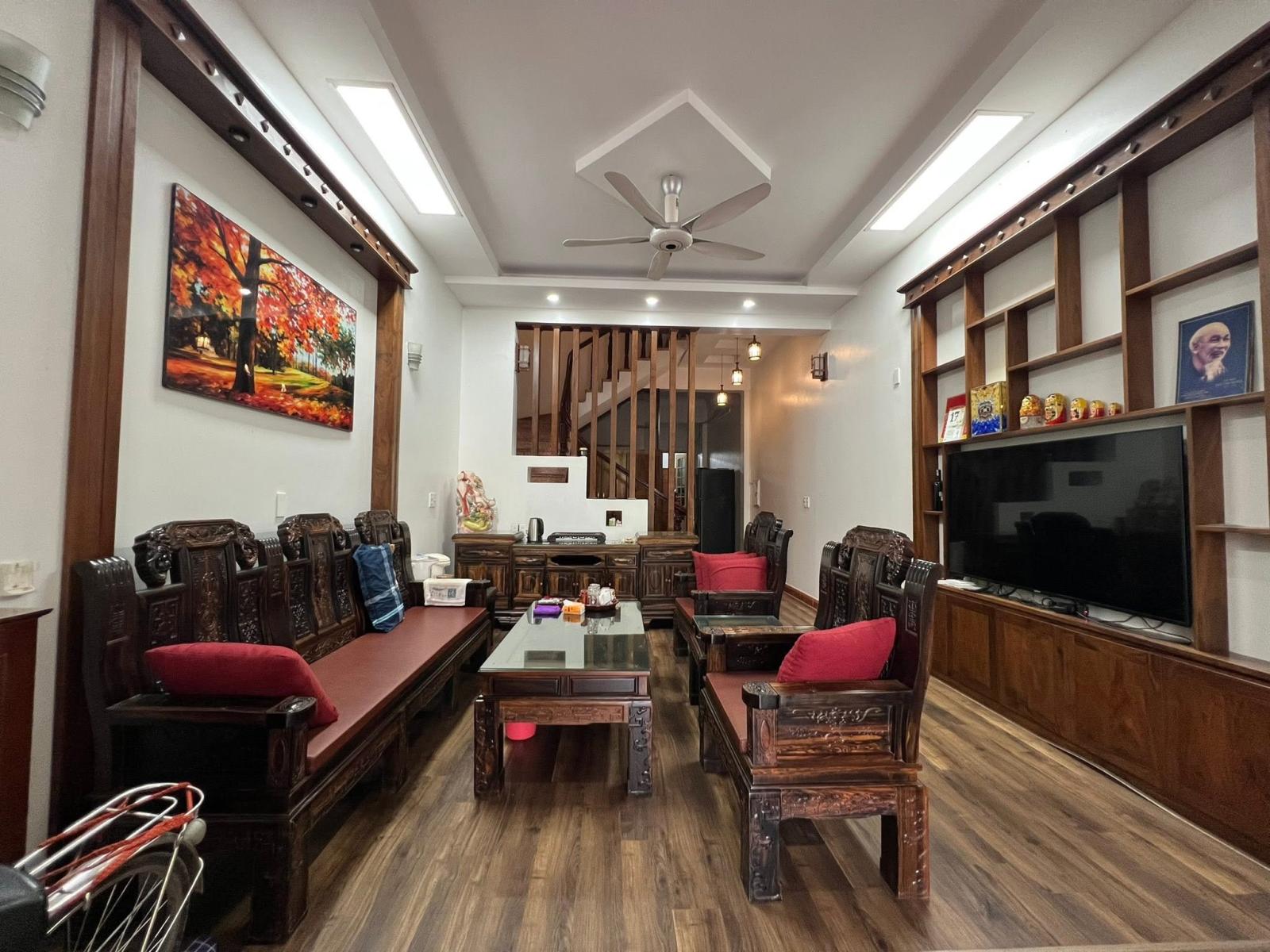 Bán căn nhà 3 tầng mặt phố khu Đông Nam Cường, TP HD, 87.75m2, mt 4.5m, 3 ngủ, chỉ 4.x tỷ 16005423