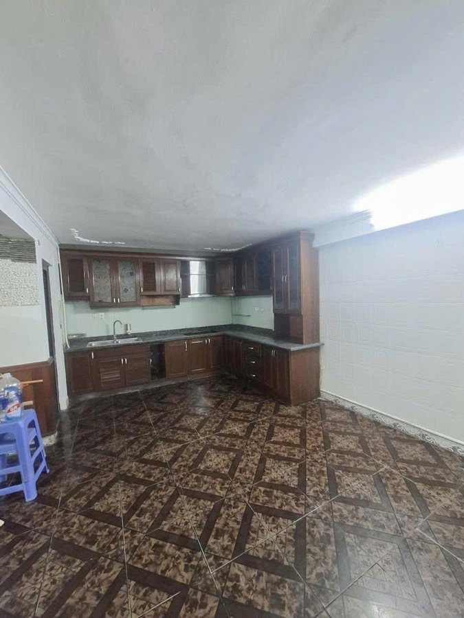 Bán Nhà Nguyễn Chí Thanh. Đống Đa. Ô Tô. DT 50m2. MT 6m. 5 Tầng. Giá 22.3 Tỷ.  16005432
