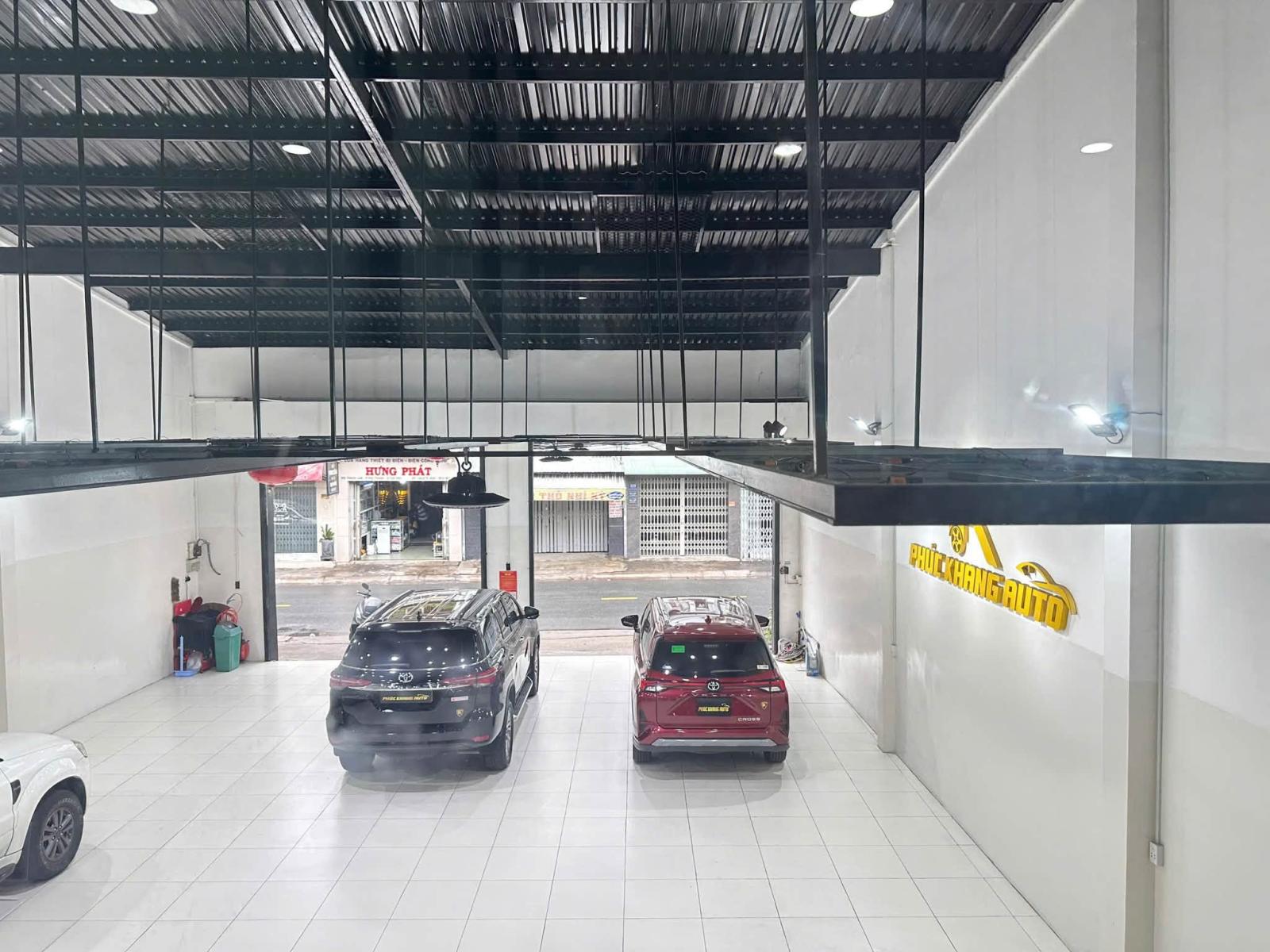 Cho thuê nhà Mặt Tiền Thạch Lam 242m²,NGANG 11M - CẠNH CHUNG CƯ 16005438