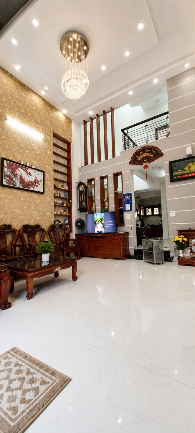 BIỆT THỰ MINI TÂN PHÚ 3 TẦNG 162M² NGANG 7.4M GIÁ NHỈNH 18 TỶ GIÁP BÀU CÁT 16005539