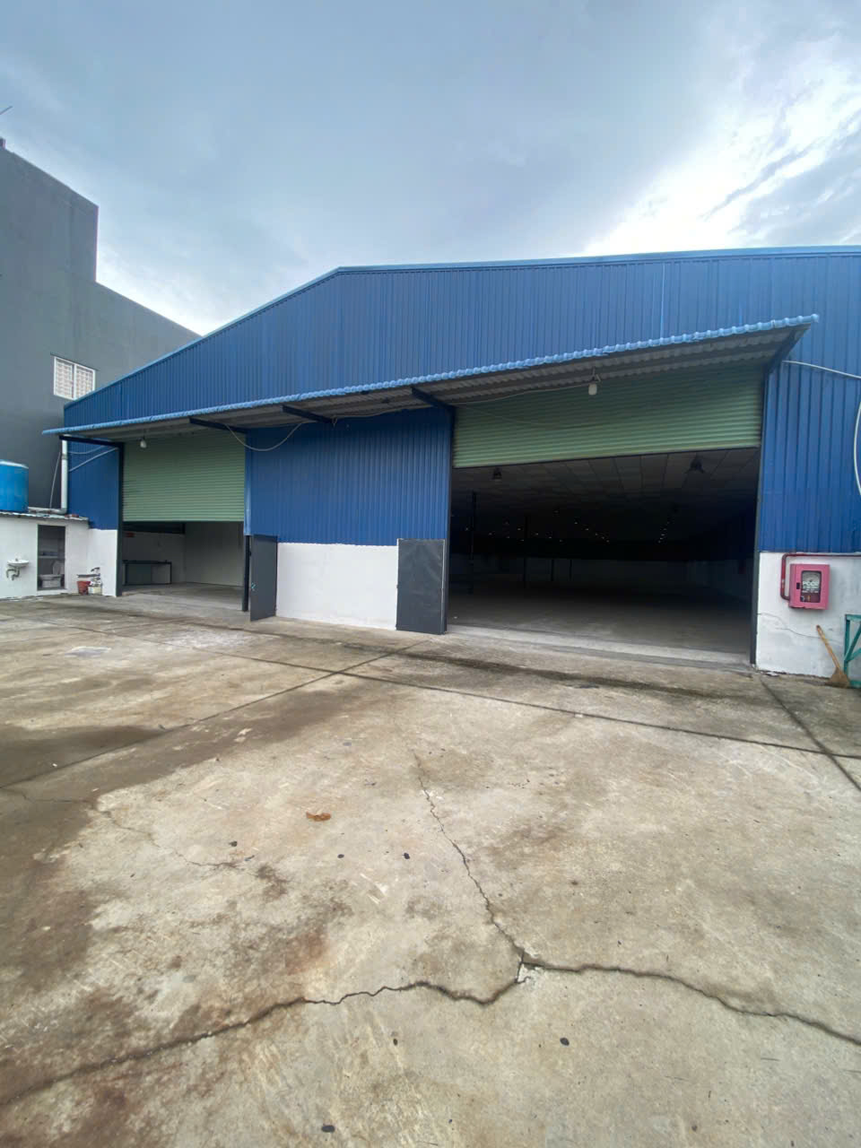 CHO THUÊ KHO XƯỞNG 1400M2 GIÁ 85TR  QUẬN 12 16005543