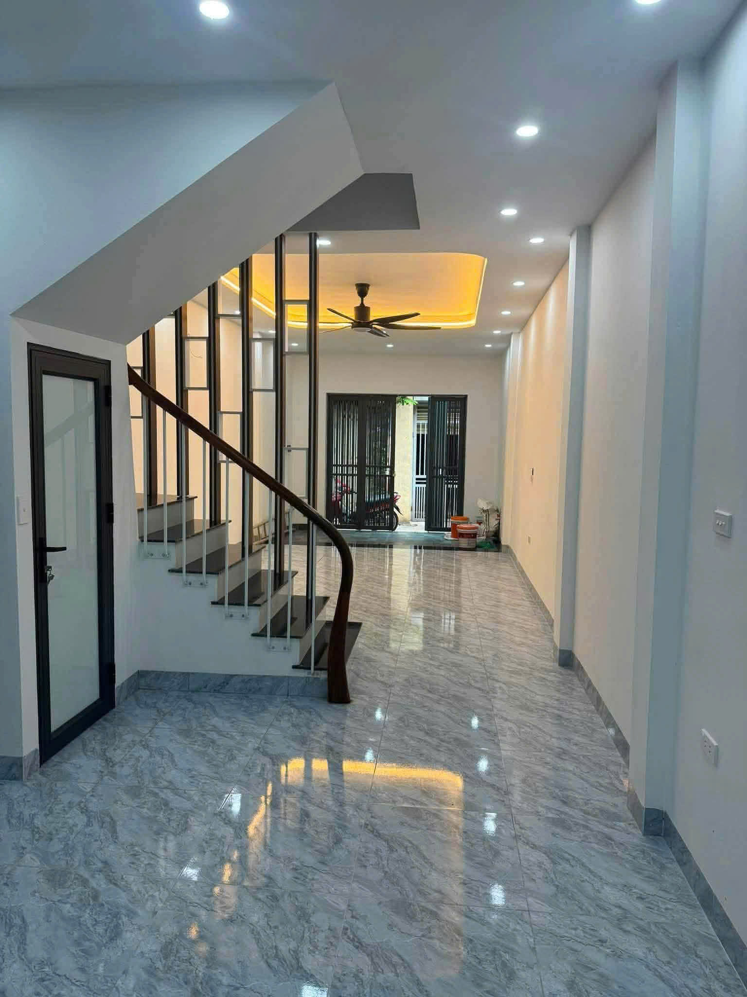 🏠 CHO THUÊ NHÀ ĐỊNH CÔNG HẠ – HOÀNG MAI  40M² × 5 TẦNG  2PN – 3WC  13,6 TRIỆU/THÁNG 16005600