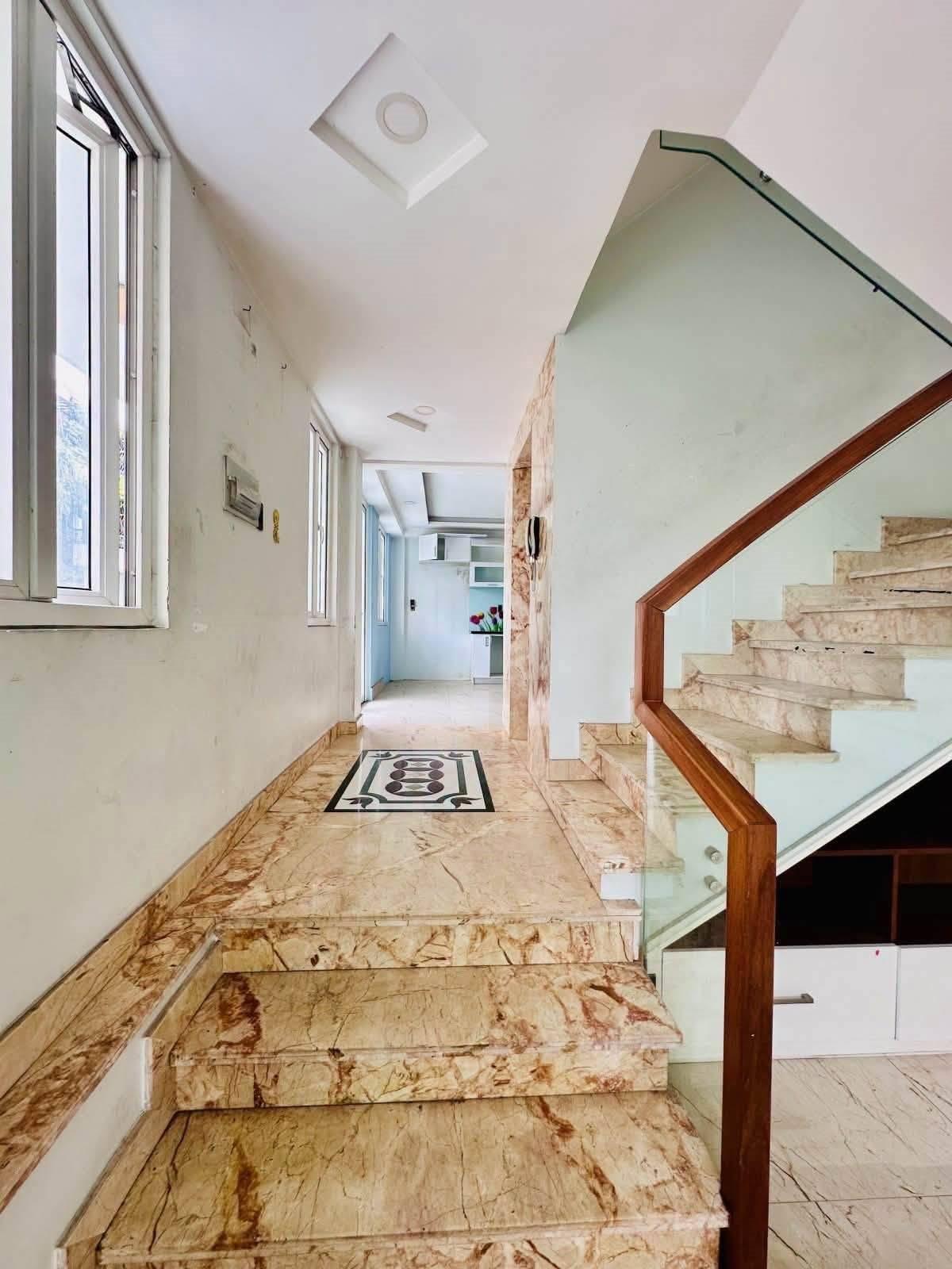 MẶT TIỀN LÔ GÓC KHU VIP TÂN THÀNH – TÂN PHÚ  5 TẦNG + THANG MÁY  GẦN 100M². 16005607