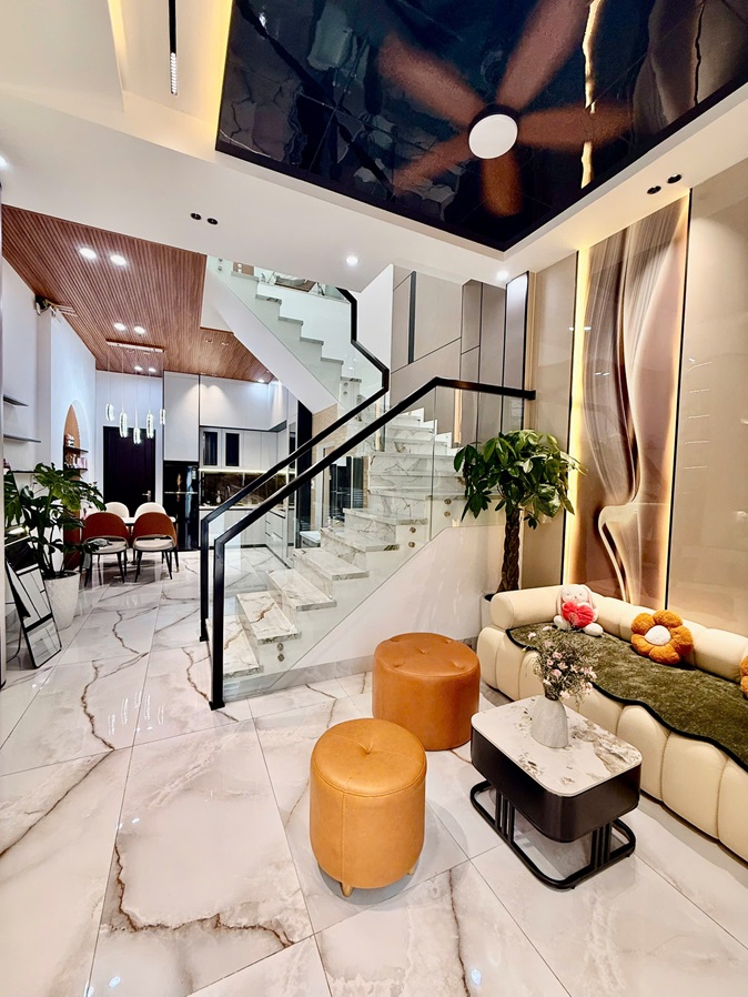 HOT HIẾM CÓ KHÓ TÌM - CHÍNH CHỦ BÁN NHANH NHÀ MỚI 100% Trung tâm TP ĐÀ NẴNG DÒNG TIỀN 20 TRIỆU/THÁNG 16005620