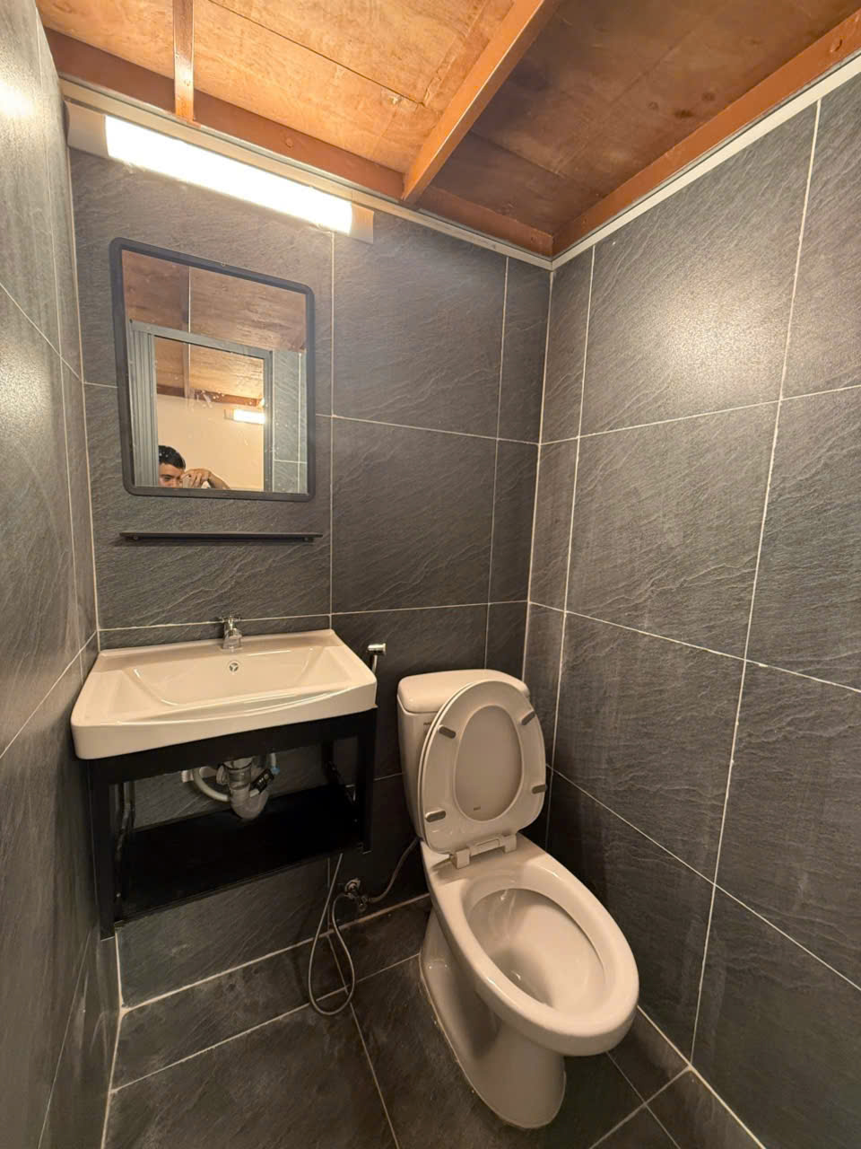 PHÒNG MỚI XÂY – FULL NỘI THẤT – CHỈ CẦN XÁCH VALI VÀO Ở 16005629