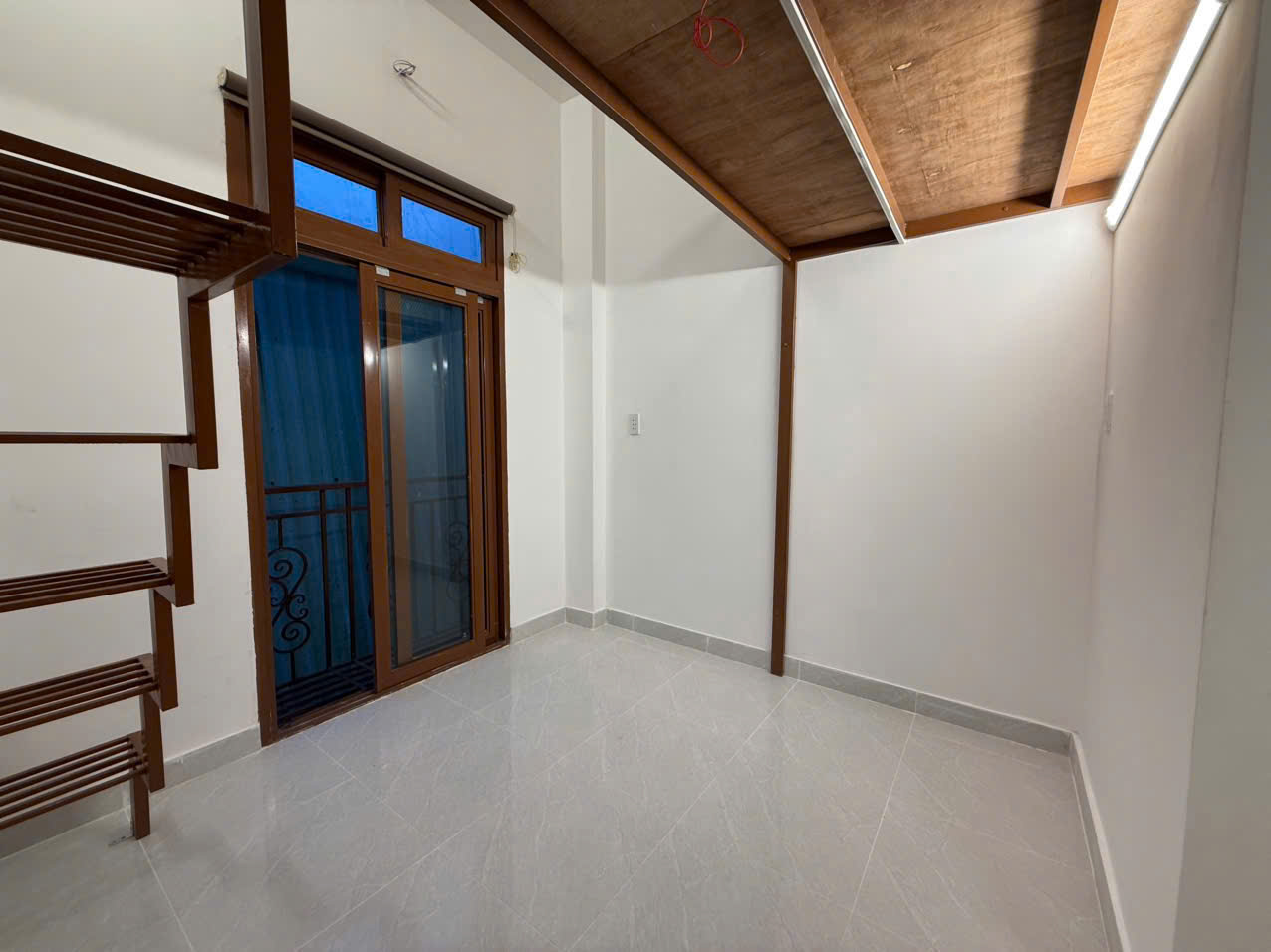 PHÒNG MỚI XÂY – FULL NỘI THẤT – CHỈ CẦN XÁCH VALI VÀO Ở 16005629