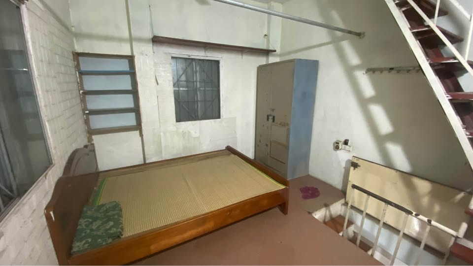 Chính chủ cho thuê nhà 3 tầng ở 2B Khâm Thiên, phường Văn Miếu Quốc Tử Giám, Hà Nội 16005636