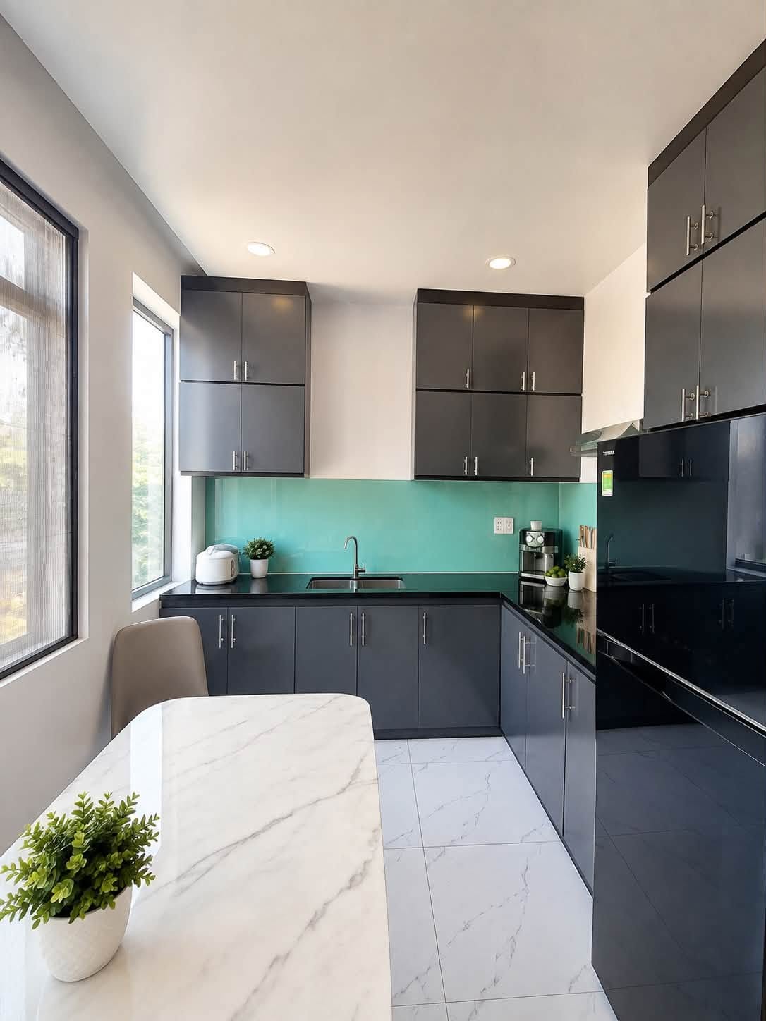 CHỈ TẦM 8.X CÓ NHÀ MỚI 4 TẦNG LÊ TRỌNG TẤN 90M² NGANG 4.4M SẴN Ô CHỜ THANG MÁY 16005692