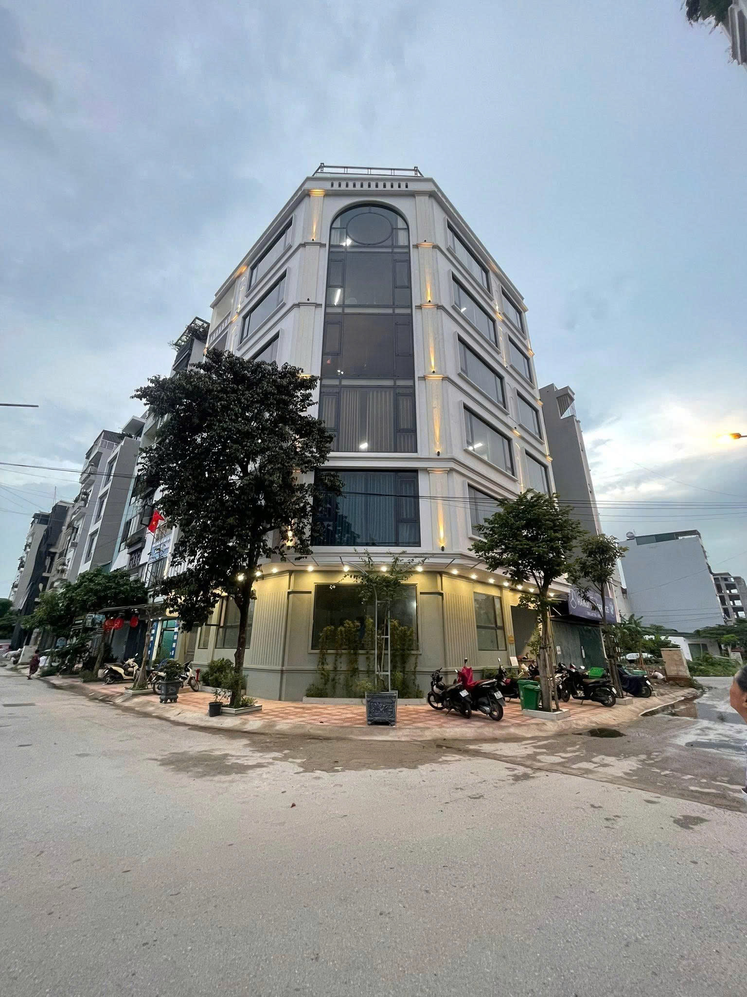 GIÁ TỐT -  CHO THUÊ VĂN PHÒNG – KHU ĐẤT DỊCH VỤ VẠN PHÚC, HÀ ĐÔNG 16005723