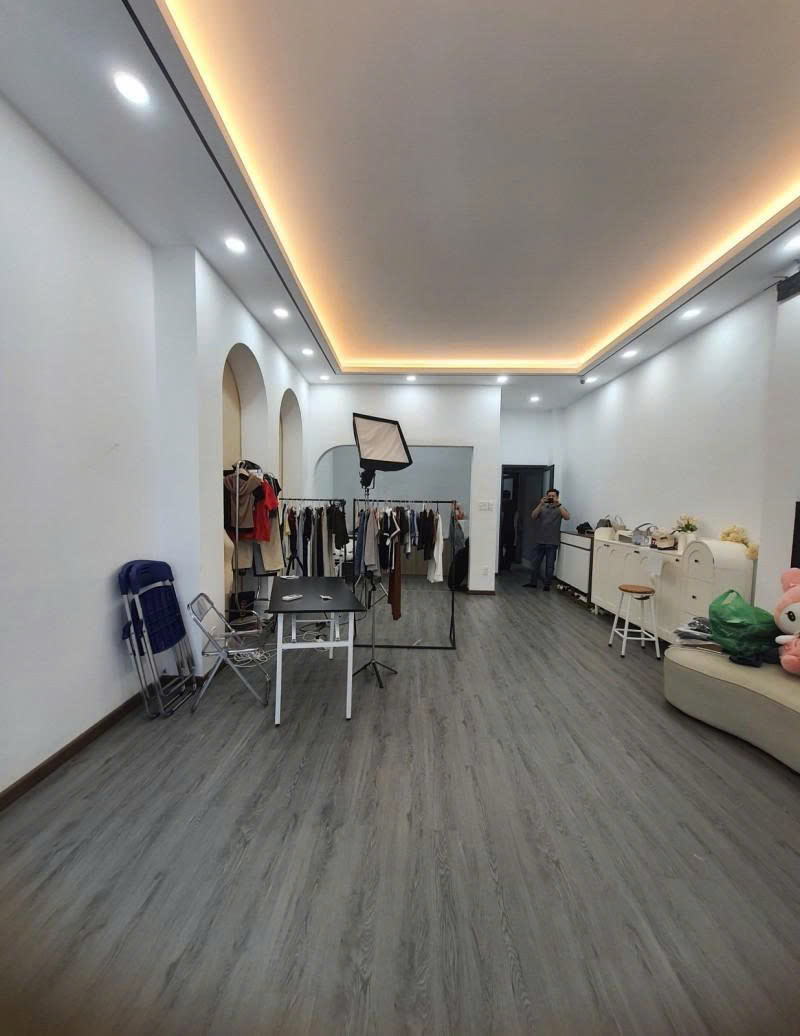 Bán nhà Mặt tiền đường DC9, ngay Aeon Tân Phú, 5x20m, 4 Tầng  - 5 PN, chỉ 14,8 Tỷ. 16005727