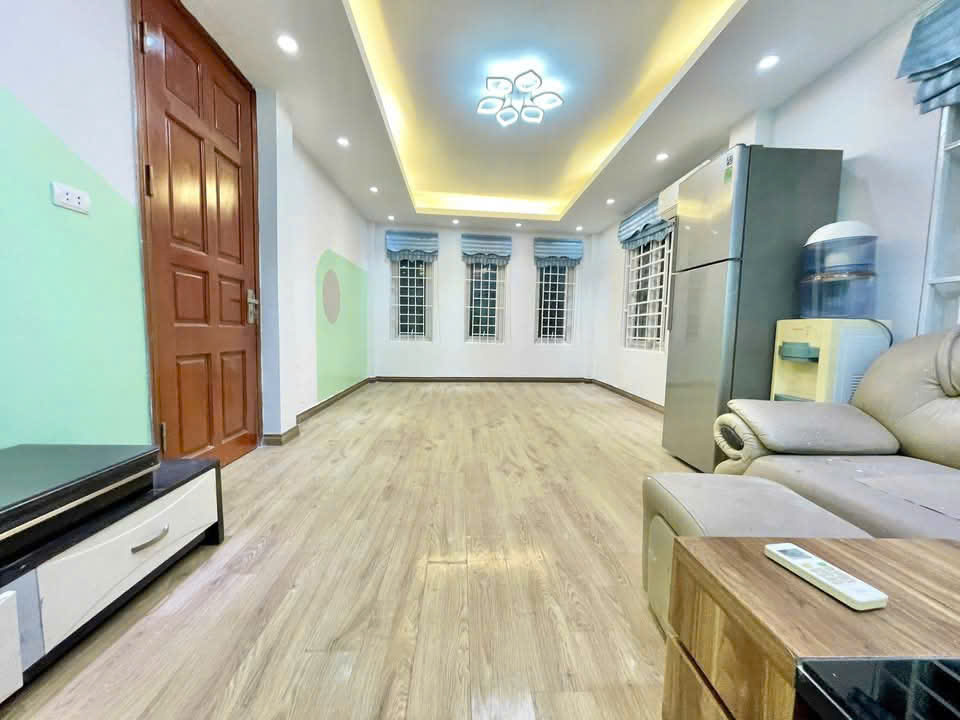 🏡 CHO THUÊ NHÀ KIM GIANG  5 TẦNG  5PN – 4WC  13 TRIỆU/THÁNG 16005746