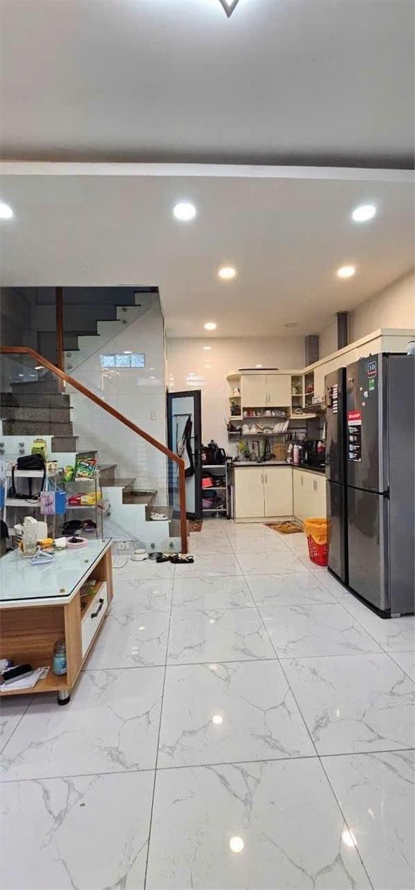 NHÀ ĐẸP HOÀN CÔNG ĐỦ Ở NGAY - NGANG 4M - TRUNG TÂM QUẬN 11. 16005755