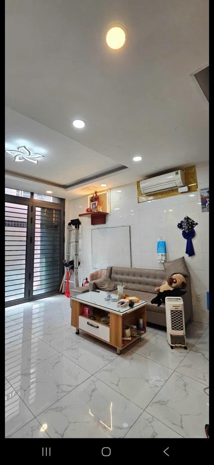 NHÀ ĐẸP HOÀN CÔNG ĐỦ Ở NGAY - NGANG 4M - TRUNG TÂM QUẬN 11. 16005755