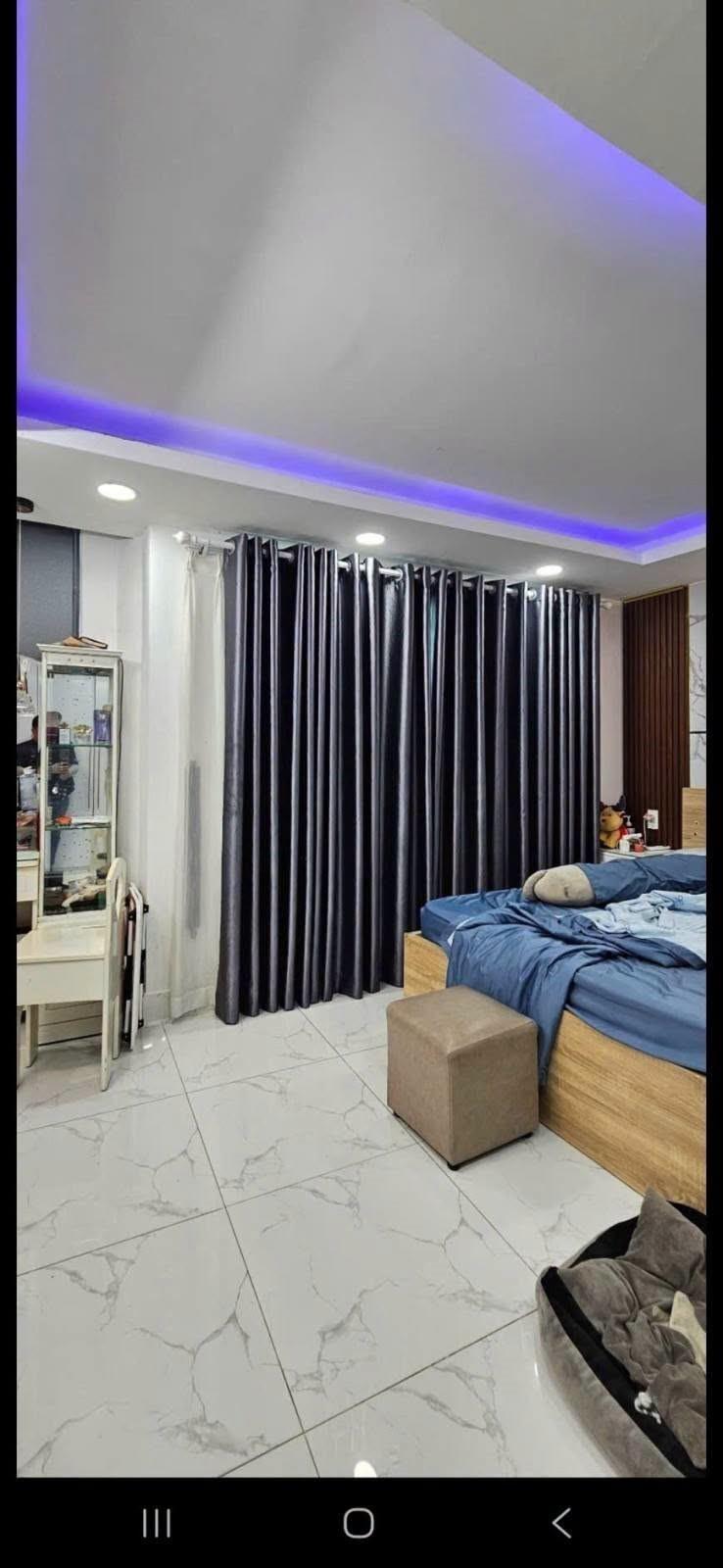 NHÀ ĐẸP HOÀN CÔNG ĐỦ Ở NGAY - NGANG 4M - TRUNG TÂM QUẬN 11. 16005755