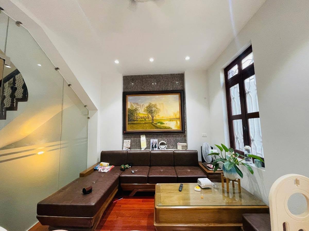 Bán nhà phố cổ Hà Trung xách vali vào ở luôn 45m², 6 tầng, mặt tiền 4m, giá 19,4 tỉ, ngõ rộng 16005778