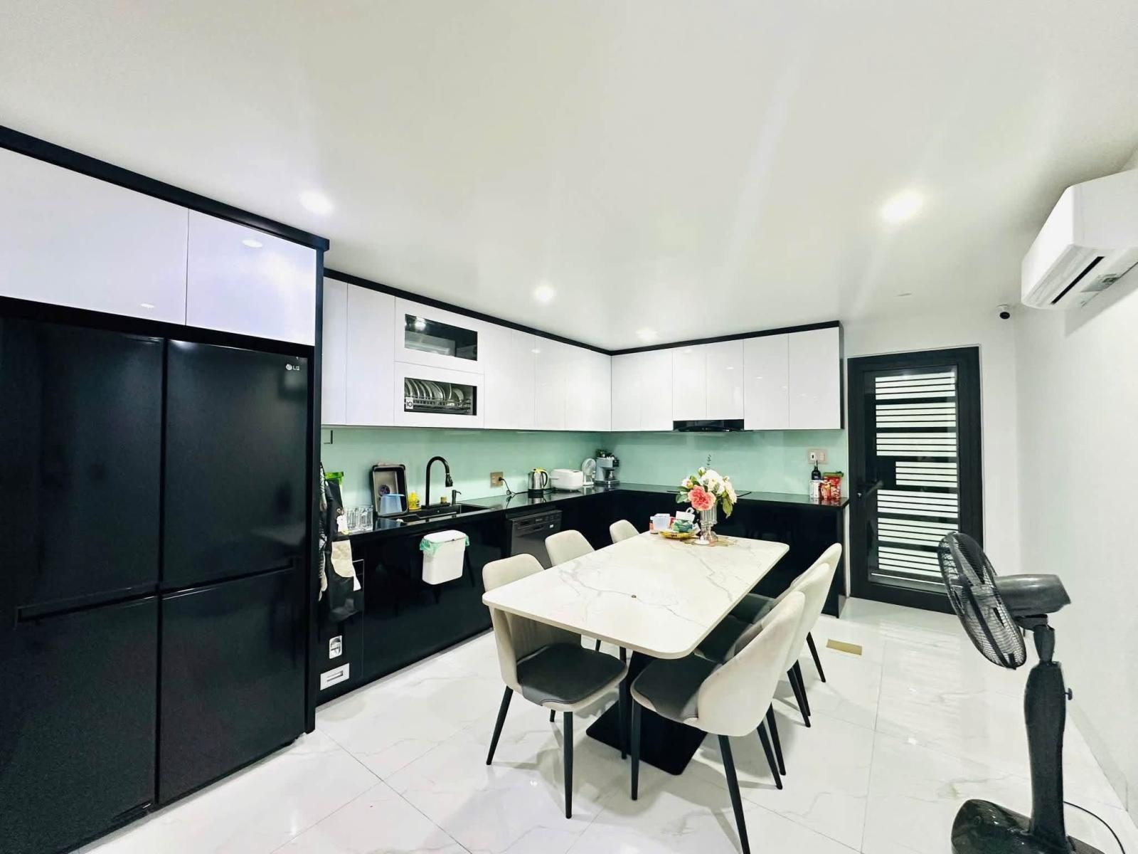 Bán nhà 4 tầng KĐT Vạn Phúc, ph Thanh Bình, TP HD, 76m2, mt 4m, nhà xây ở, đẹp, 6.x tỷ 16005801