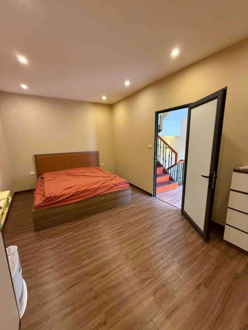 🏡🔥 NHÀ LÔ GÓC NGỌC TRÌ – NGÕ XE TẢI THÔNG – 52M² x 5 TẦNG – GIÁ 17 TỶ 🔥🏡
🚨 HÀNG HIẾM NGỌC 16005818