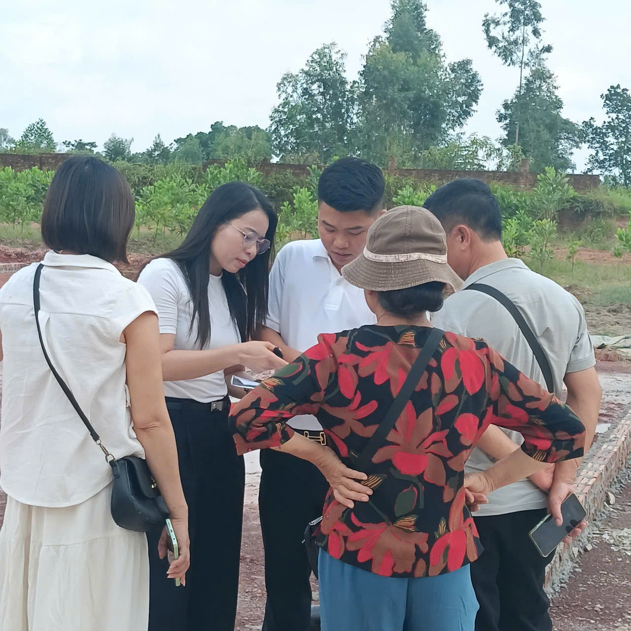 GIÁ CHƯA ĐẾN 2 TR TRÊN M2- ĐỊA CHỈ TẠI LAI SƠN TRUNG GIÃ -DIỆN TÍCH 1724 M KHUÔN THỬA ĐẸP 16005823