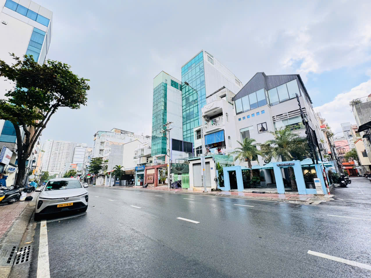 QUẬN PHÚ NHUẬN: CHÍNH CHỦ BÁN NHÀ 3 TẦNG MẶT TIỀN KINHD OANH ĐÀO DUY ANH, P.ĐỨC ANH- DT 256M2 NGANG 16005835