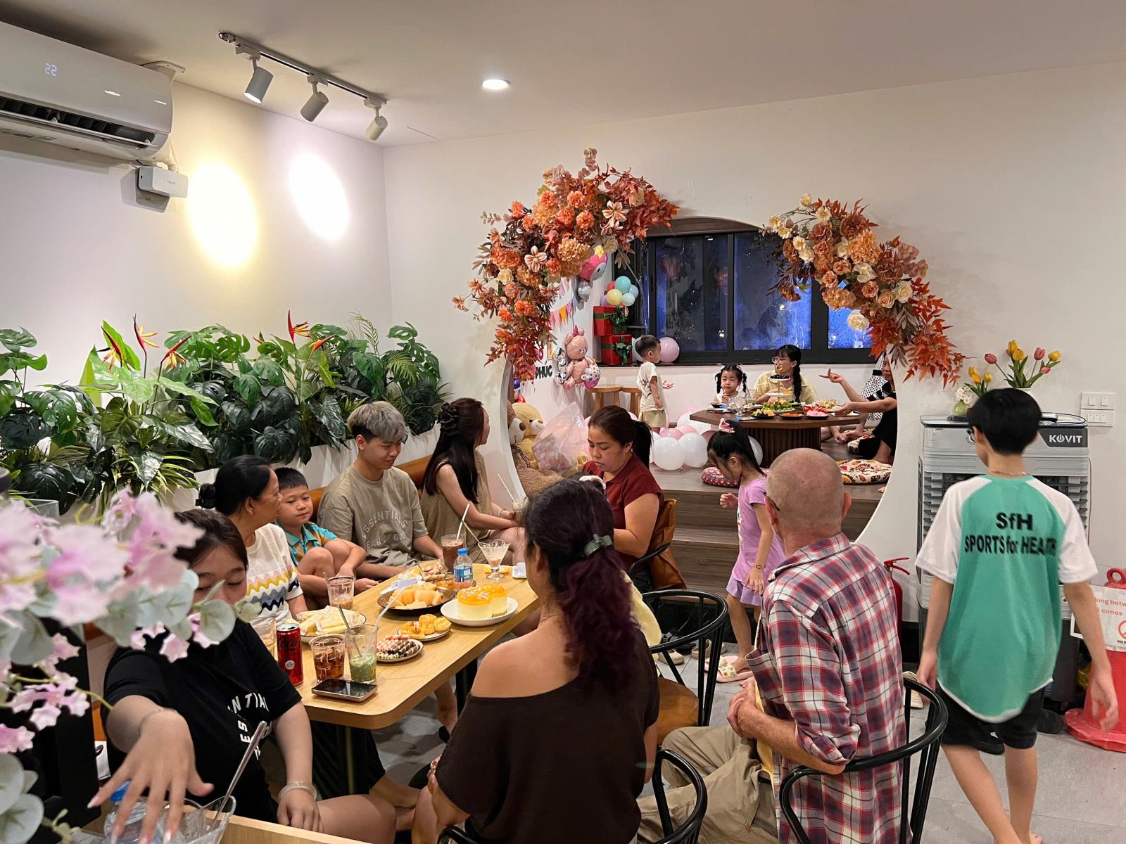 NHƯỢNG QUÁN  COFFEE SÂN THƯỢNG VIEW ĐẸP XEM PHÁO HOA TOÀN CẢNH TẠI HÀ NỘI 16005853