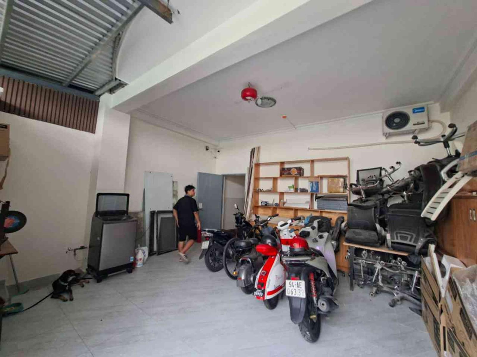 Bán nhà mặt tiền Cao Lỗ 6x25, ngay Parc Mall, 4 tầng kinh doanh, Gọi 0931172218 16005873