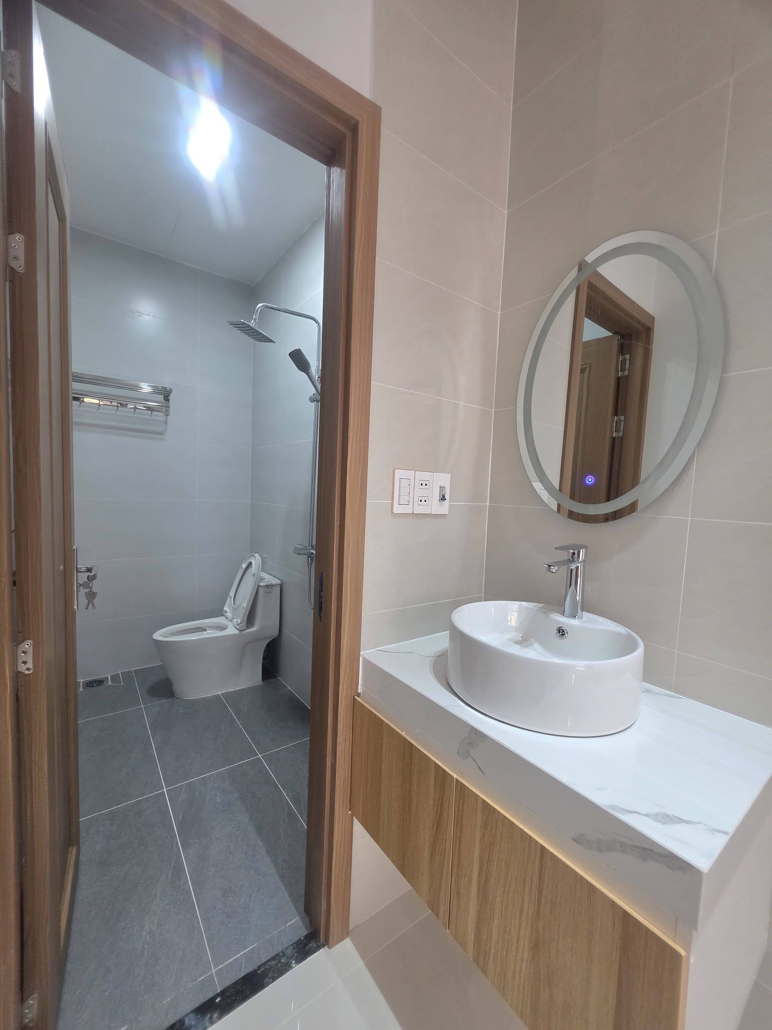 Chào bán nhà vừa hoàn thiện xong xây mới 100% Kiệt Hoàng Văn Thái 16005878