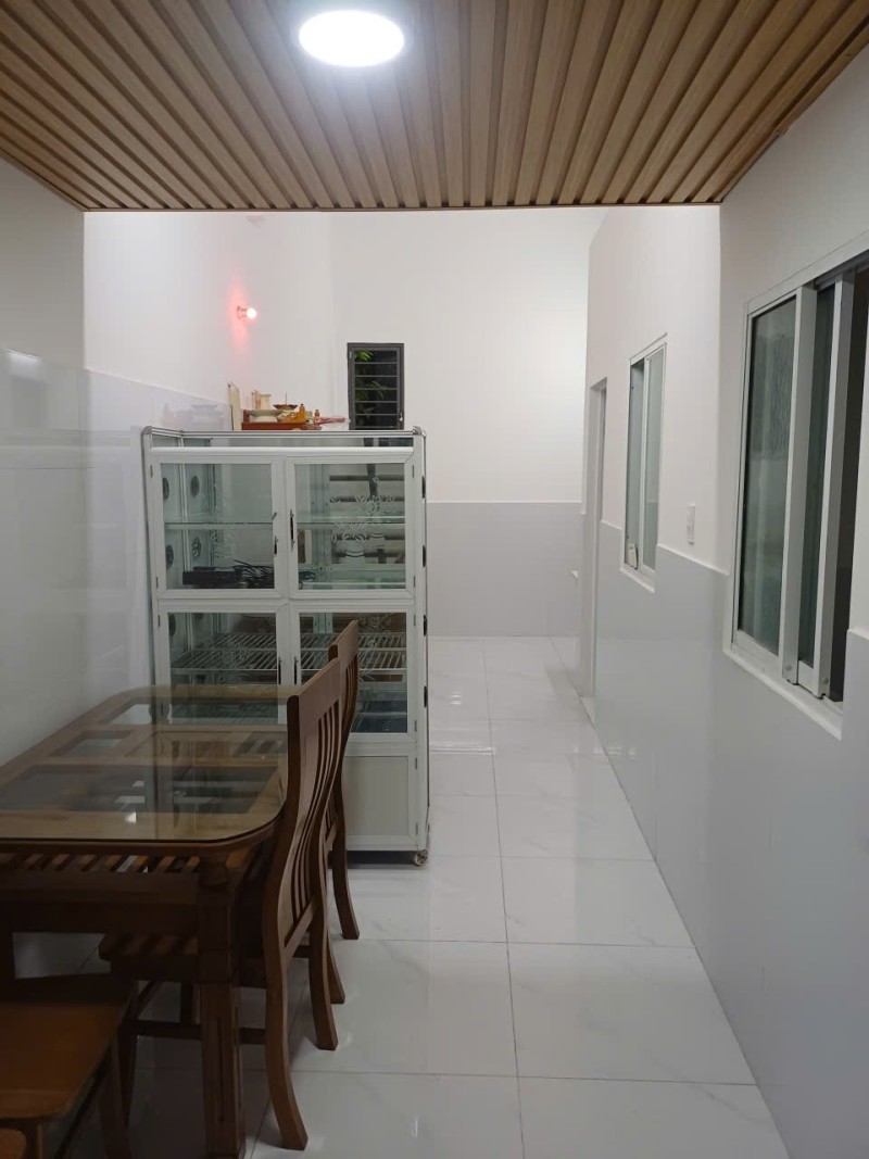 Bán nhà cấp 4 gác lửng đúc kiệt  đường 2 Tháng 9, 70m2, gần cầu Hòa Xuân
, nhà ở ngay, chỉ 4.15 tỷ 16006079