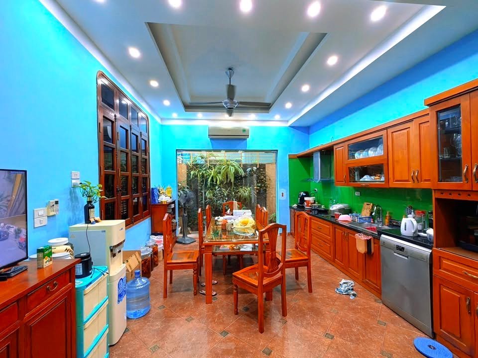 Bán Nhà KĐT Định Công. Hoàng Mai. Lô Góc. Ô Tô. Vỉa Hè. DT 90m2. MT 9m. Giá 38.3 Tỷ. 16006094