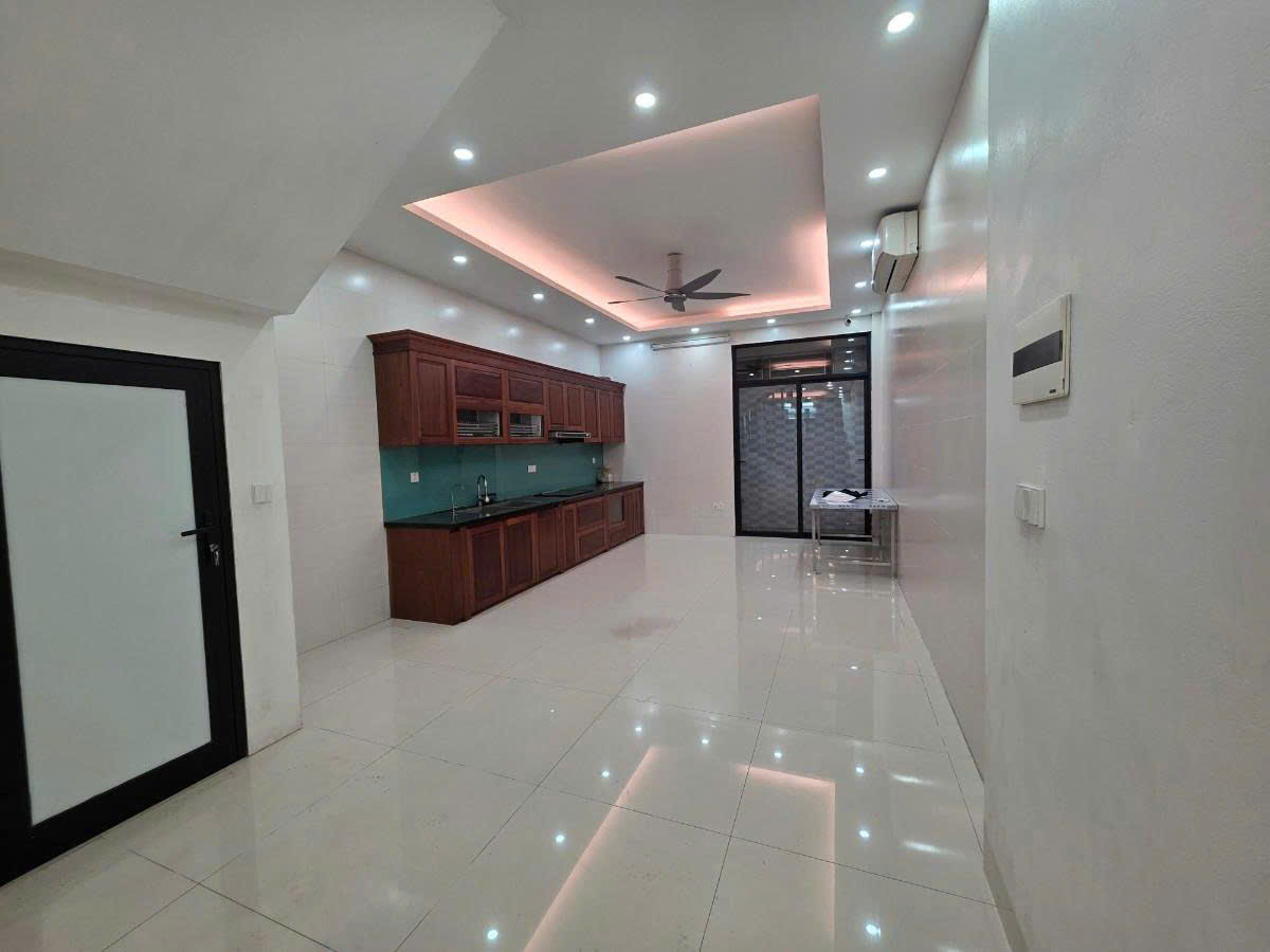 Bán nhà Ngọc Thụy 80m 4 tầng MT4.4m kinh doanh 3 ô tô tránh nhỉnh 24 tỷ 16006115