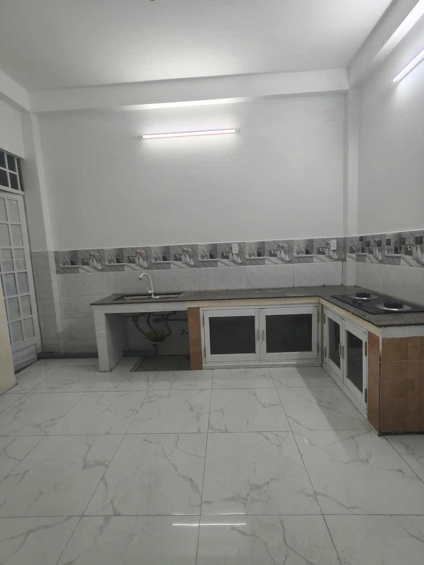 Bán nhà 96m2 ngang 8m tại đường Quốc lộ 1A Tân Thới Hiệp Quận 12 giá 5.9 tỷ 16006116