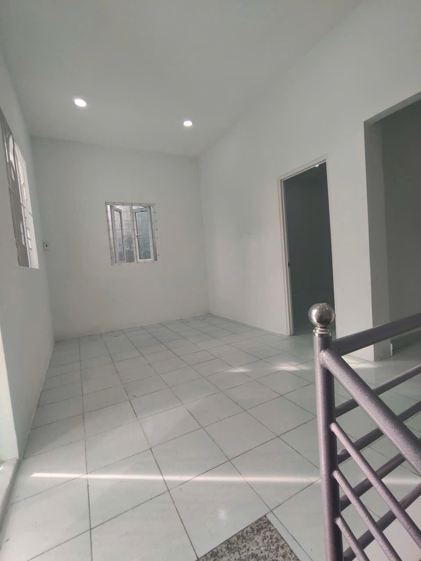 Bán nhà 96m2 ngang 8m tại đường Quốc lộ 1A Tân Thới Hiệp Quận 12 giá 5.9 tỷ 16006116