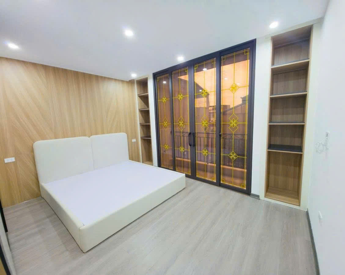 Bán nhà Nguyễn Lam 60m 7 tầng MT4.4m kinh doanh gara ô tô nhỉnh 19 tỷ 16006119