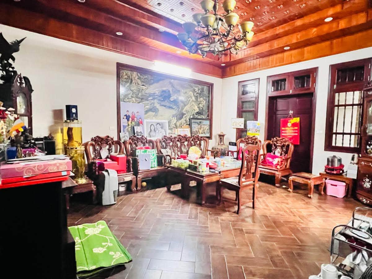 BIỆT THỰ, VƯỜN ĐÀO, NHẬT TÂN, TÂY HỒ-VỈA HÈ-KD-Ô TÔ: 195M X5T,MT 12M, GIÁ 173 TỶ. 16006123